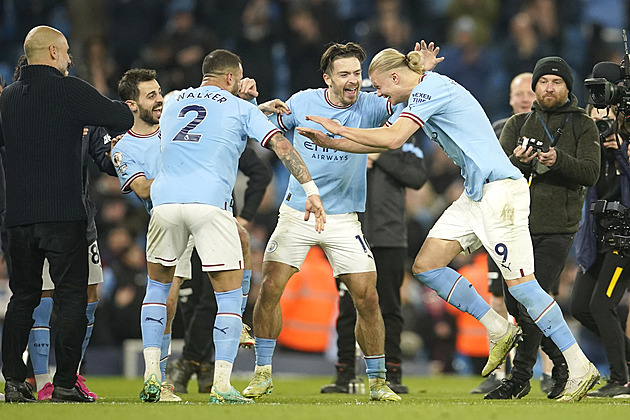 ONLINE: Manchester City hraje s Leedsem, v akci i Chelsea či Tottenham