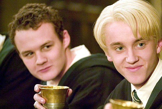 Blíží se rok Koně a Draco Malfoy se stal nečekaným maskotem čínských domovů