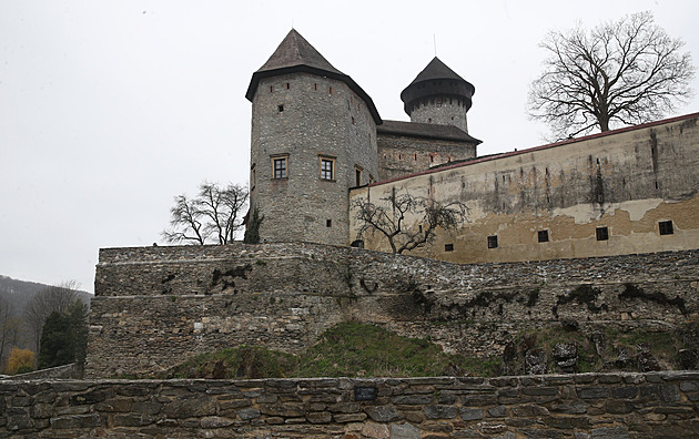 https://1gr.cz/fotky/idnes/23/051/cl6/PALabde_784370492.jpg