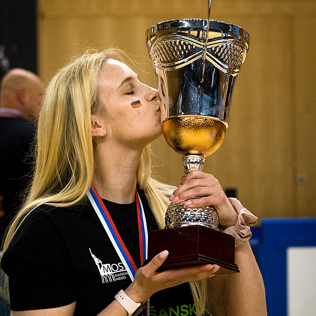 Házenkářka Smetková: Bude zážitek otevírat Arenu Brno na domácím Euru