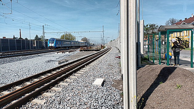 Chcete zastávku? Dejte na ni miliony, žádá stát