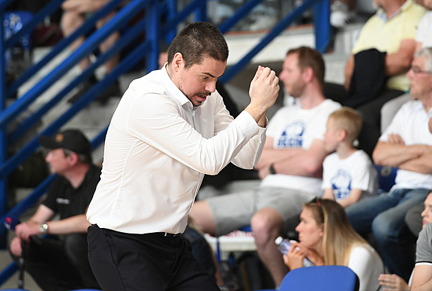 Kouč pardubických basketbalistů: Chci víc zodpovědnosti v obraně