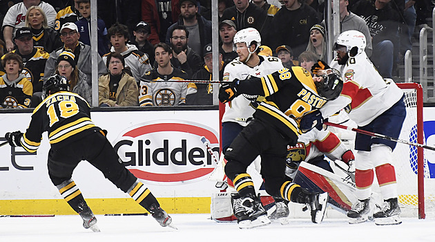 Pastrňák je mezi finalisty na Ted Lindsay Award, konkurují mu Karlsson a McDavid