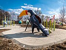 Origin�ln� d�ev�n� d�tsk� h�i�t� s pta�� tematikou v are�lu Butky Park, kter�...