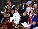 Princ William, princezna Charlotte, princ  Louis a princezna Kate na korunovaci...