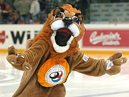 Maskotem mistrovství svta v esku v roce 2004 byl lev Tomík.