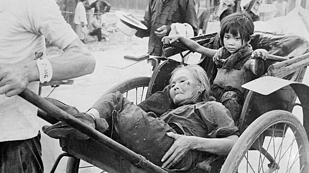 Uprchlci z anghaje bhem japonsk invaze v roce 1937