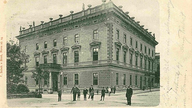 Pohlednice s Besedn�m domem.