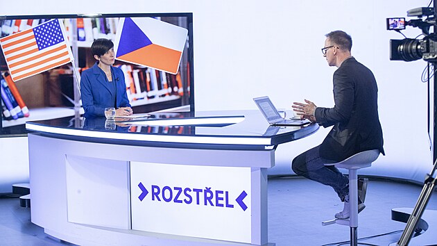 Dne�n�m hostem po�adu Rozst�el je Mark�ta Pekarov� Adamov� (TOP 09), p�edsedkyn� Poslaneck� sn�movny P�R.