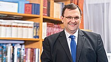 Boe, ochrauj krále! volají pi korunovaci svého panovníka Britové u celá...