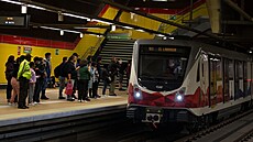 První den provozu metra v ekvádorském Quitu (2. kvtna 2023)