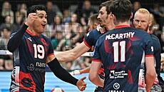 Pratí Lvi se radují z úspné akce ve finále s eskými Budjovicemi.