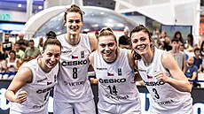 eské basketbalistky 3x3 usply ve svtové kvalifikaci, zleva Karolína...