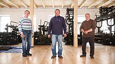 S obnovou vyhoelé památkov chránné textilní továrny pomáhají její bývalí...