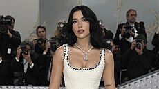 Dua Lipa na Met Gala (New York, 1. kvtna 2023)