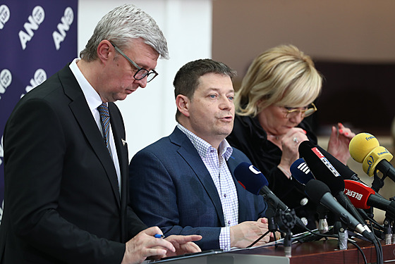 Tisková konference Hnutí Ano, Alena Schillerová, Karel Havlí�ek a Patrik Nacher...