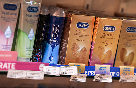 Produkty spolenosti Durex vetn nových ultratenkých prezervativ Nude na...