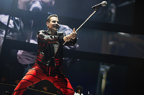 Queen Relived by Queenie, O2 arena, Praha, 18.5.2023