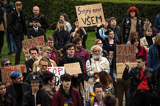 Studentská demonstrace Budoucnost nekrtne (18. kvtna 2023)