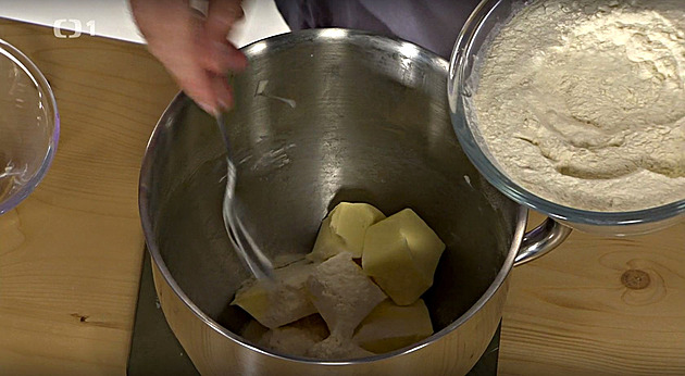 Nebojte se listového těsta. Příprava trvá jen čtvrt hodiny čistého času