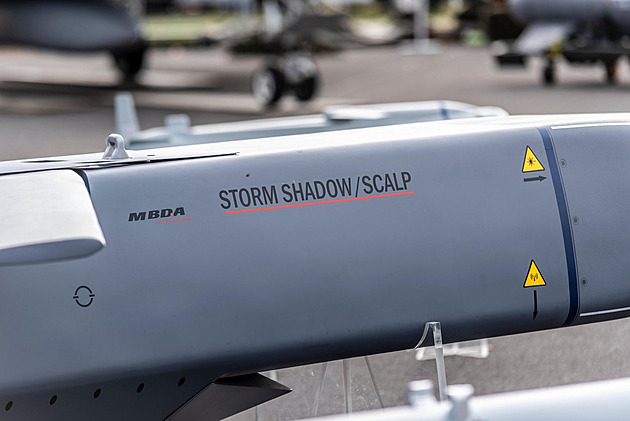Británie dodala Ukrajině střely Storm Shadow, mohou doletět hluboko do Ruska