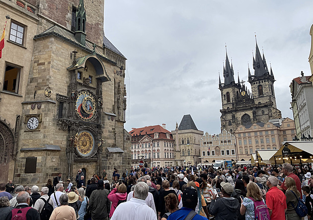 V Česku se ubytovalo více turistů. Část zahraniční klientely stále chybí