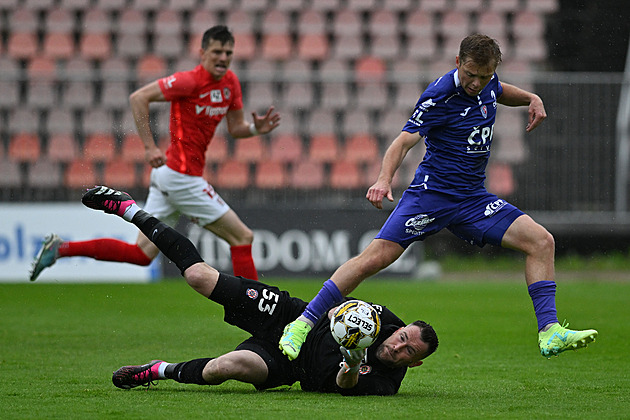 Brno - Pardubice 0:2, hosté udrželi vedení. Exceloval Nita, chytil dvě penalty