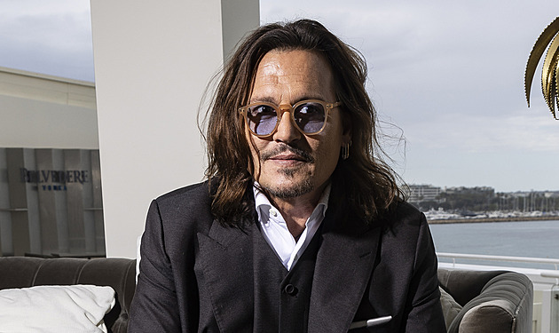 Johnny Depp slaví šedesátku. V červenci se vrátí do Česka