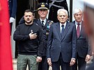 Ukrajinský prezident Volodymr Zelenskyj na návtv Itálie. Vpravo jeho italský...