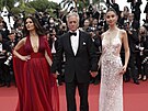 Catherine Zeta-Jonesová, Michael Douglas a Carys Zeta Douglasová (Cannes, 16....