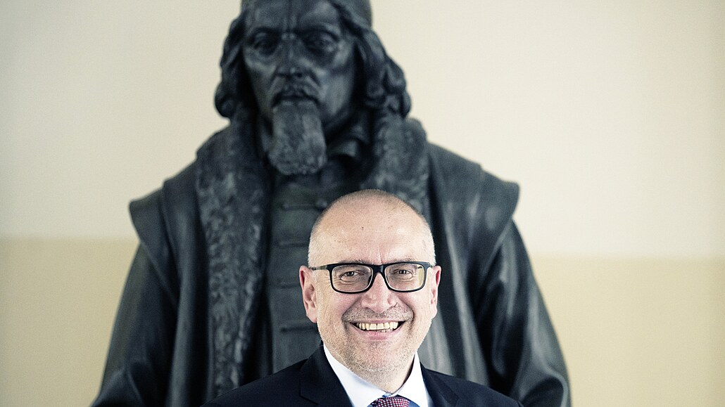 Ministr školství Mikuláš Bek. (16. května 2023)