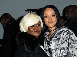 Rihanna se svou matkou Monicou