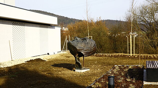 Nová smuteční síň v Tišnově je v provozu od dubna.
