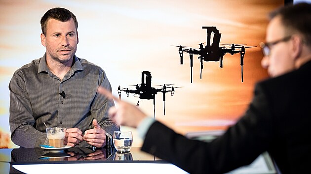 Hostem pořadu Rozstřel je Martin Saska, šéf multirobotického týmu ČVUT, který vyvíjí autonomní drony.