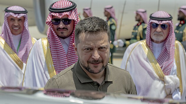 Ukrajinský prezident Volodymyr Zelenskyj v pátek přicestoval na zasedání Ligy arabských států v Saúdské Arábii. (19. května 2023)