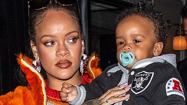 Rihanna se synem RZA