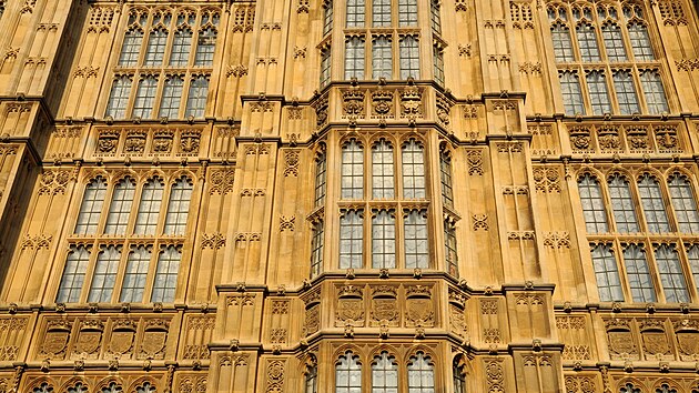 Budova britskho parlamentu (kvten 2009)