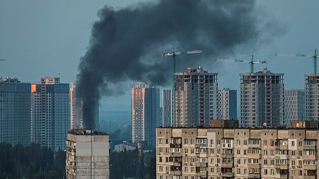 Po ruskm toku byly v ukrajinskm Kyjev vidt exploze. (18. kvtna 2023)