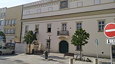 Stará radnice v Havlíkov Brod vznikla ve druhé polovin 17 století spojením...