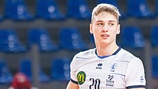 �eský volejbalista Jakub Klajmon v dresu Tours