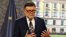 Ministr financí Zbyněk Stanjura po jednání vlády s odbory a zaměstnavateli
