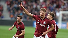 JE TAM! Sparanský stoper Asger Sörensen se raduje z gólu do sít Slavie.