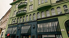 Mezi zruené poboky poty patí v Olomouckém kraji i ta na olomouckém Horním námstí, která sídlila v historické budov. Nyní ji státní podnik prodává.
