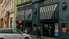 Mezi ru�ené pobo�ky po�ty pat�í i ta na olomouckém Horním nám�stí, která sídlí...