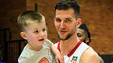 Nymburský kídelník Luká Palyza se synem