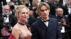 Uma Thurmanová a její syn Levon Hawke (Cannes, 16. kv�tna 2023)