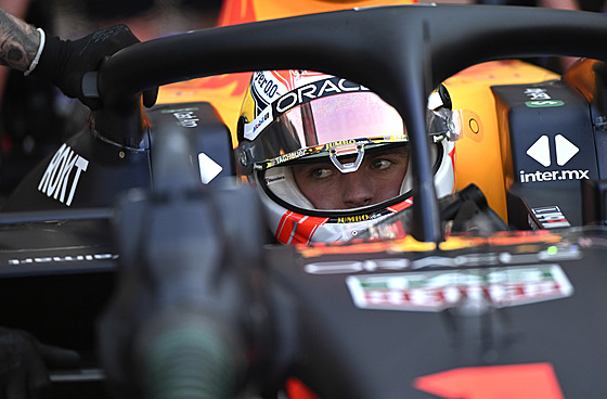 Nizozemský jezdec Max Verstappen v kvalifikaci na Velkou cenu Monaka.