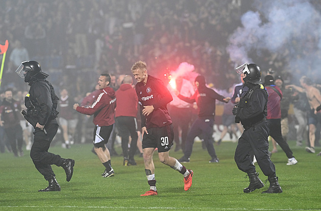 Povedlo se něco mimořádného, silně to prožíváme, řekl kouč Priske