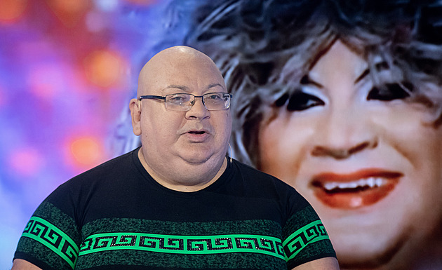 Česká „drag queen“: Brzobohatý nemusí být gay. Travesty dělal i hetero voják