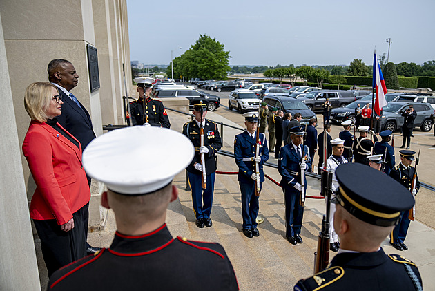 Směr deštník USA. Obranná smlouva je jen krok, ne záruka
